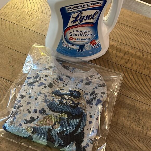 Sequins TRex🦖 🦖 Tee Shirt 👕 - Picture 15 of 17